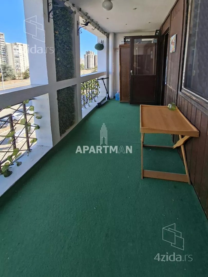 Troiposoban stan | 4zida