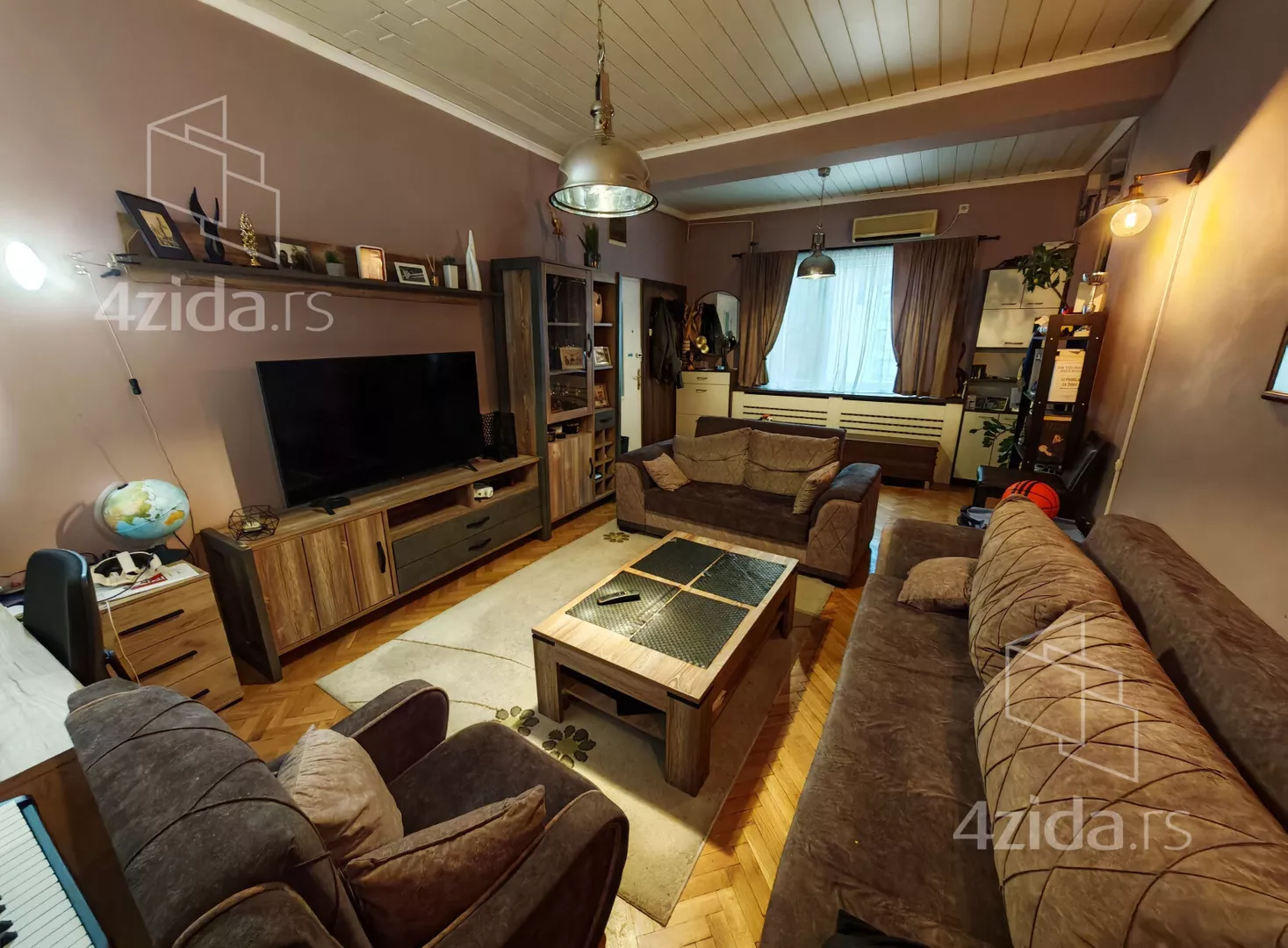 Troiposoban stan | 4zida