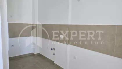 Lale Popović Tanje | 4zida.rs