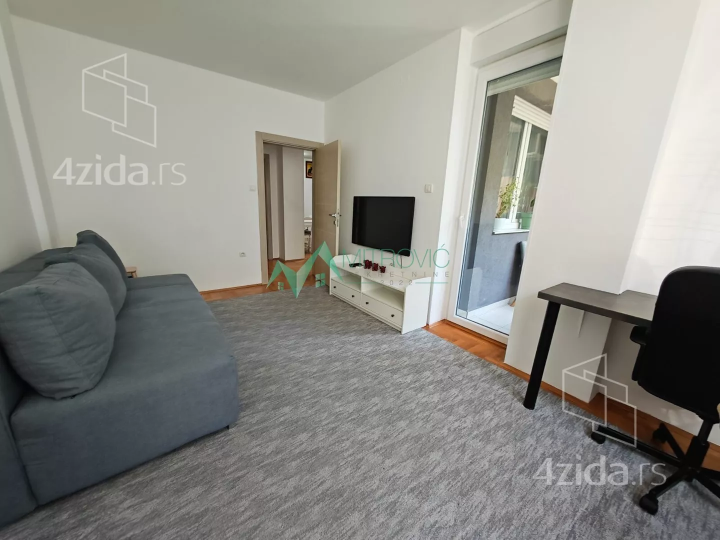 Dvoiposoban stan | 4zida