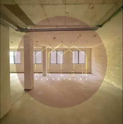 Poslovna zgrada | 4zida