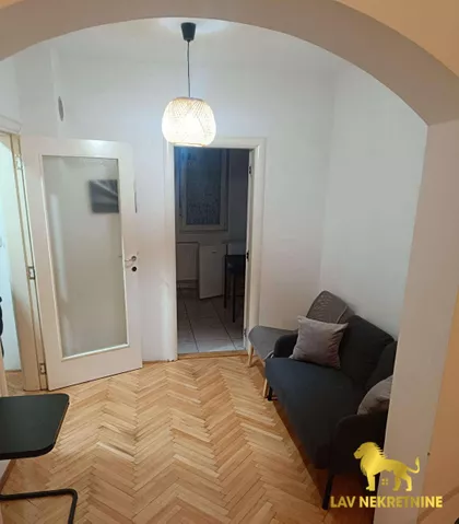 RUMENAČKA | 4zida.rs