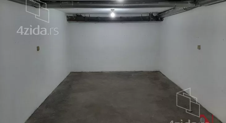 Garaža/Parking | 4zida