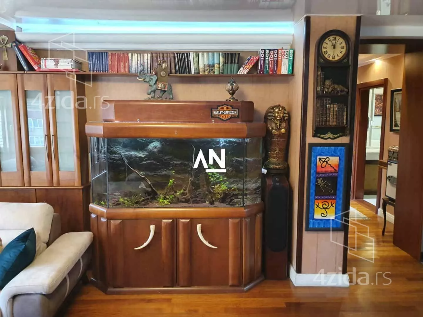 Petosoban stan | 4zida