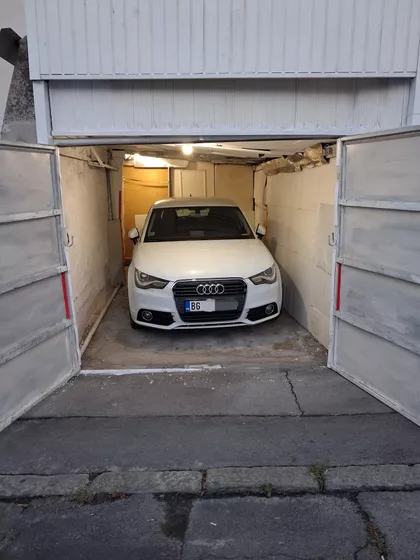 Zvečanska | 4zida.rs