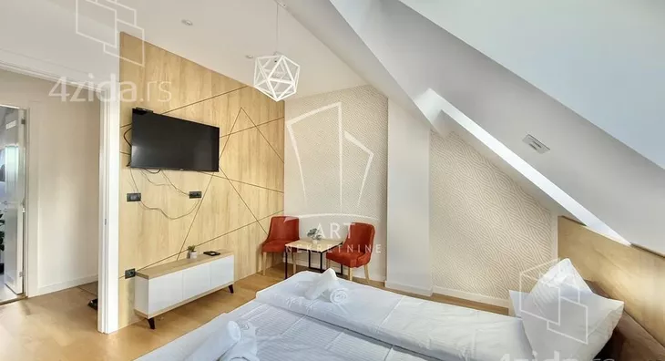 Četvoroiposoban stan | 4zida