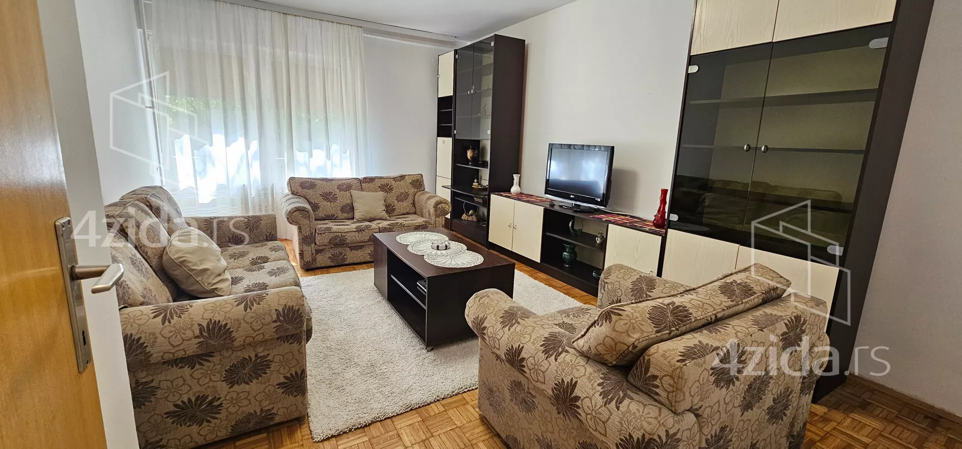 Dvoiposoban stan | 4zida