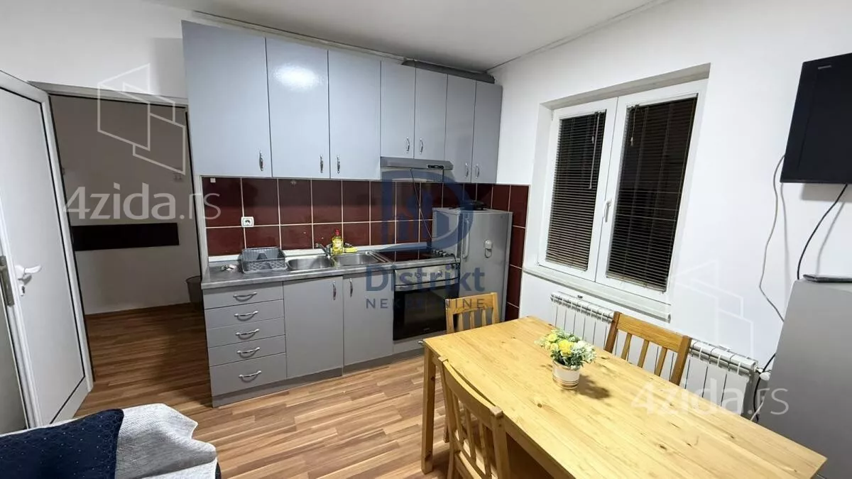 Troiposoban stan | 4zida