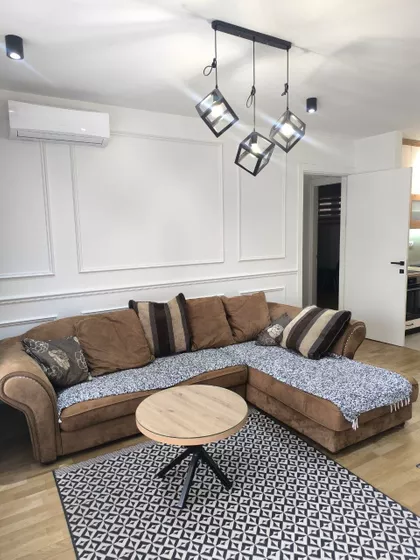 Južni Bulevar | 4zida.rs