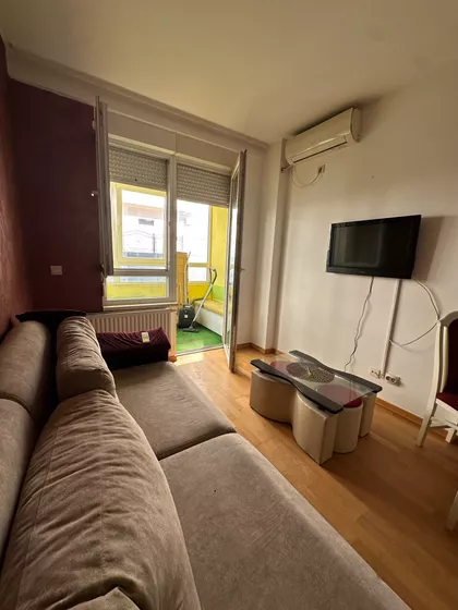 Sretenjskog Ustava | 4zida.rs