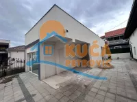 Lokal | 4zida