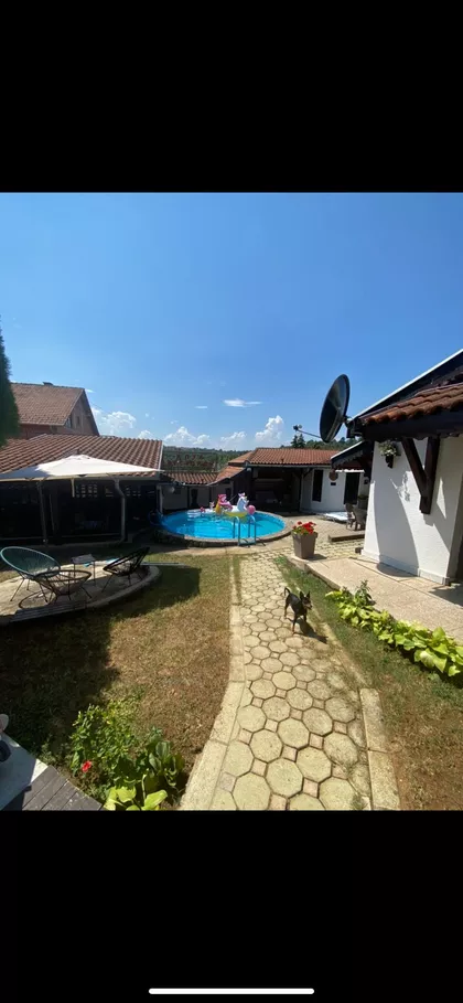 Knić | 4zida.rs