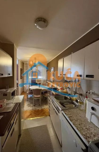 Vizantijski bulevar | 4zida.rs