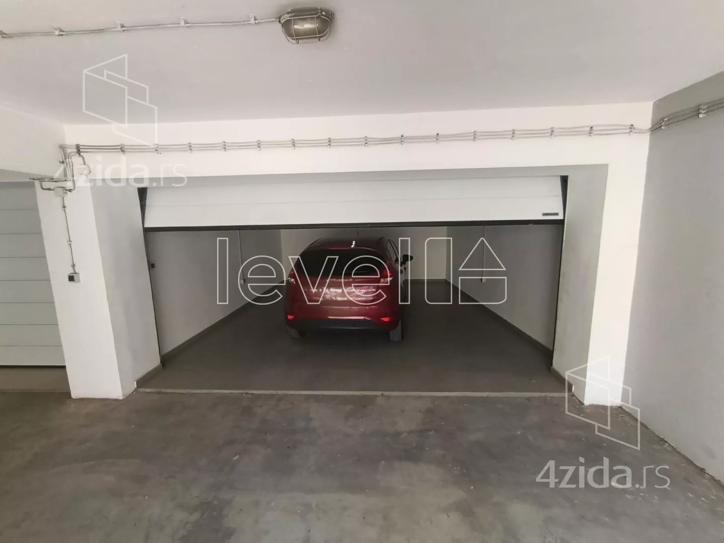 Garaža | 4zida