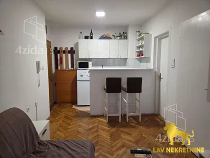 VALENTINA VODNIKA | 4zida.rs