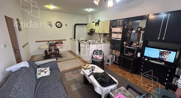 4-etažna kuća | 4zida