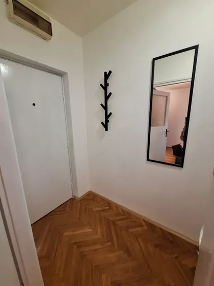 Husinskih Rudara 33 | 4zida.rs