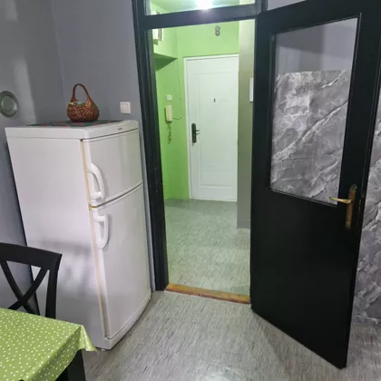 Vardarska | 4zida.rs