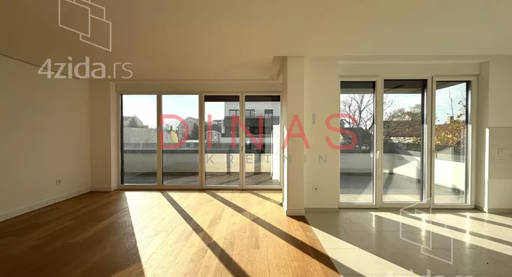 Petosoban stan | 4zida