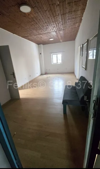 Prvomajska | 4zida.rs