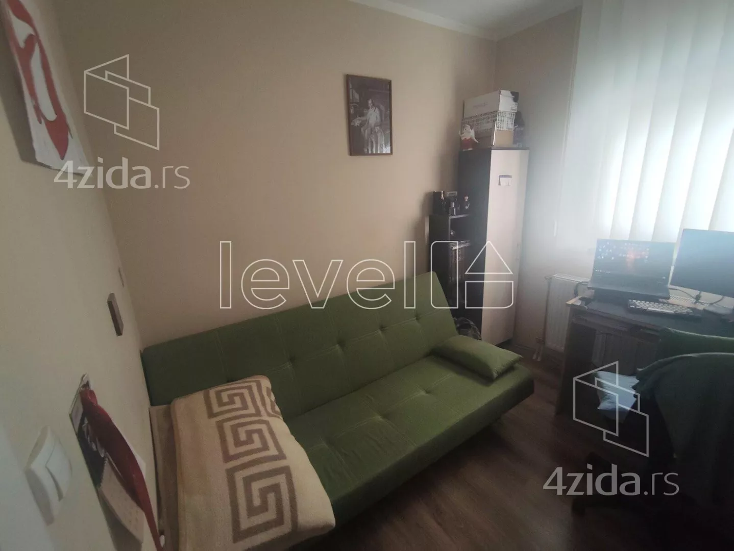 Jednoiposoban stan | 4zida