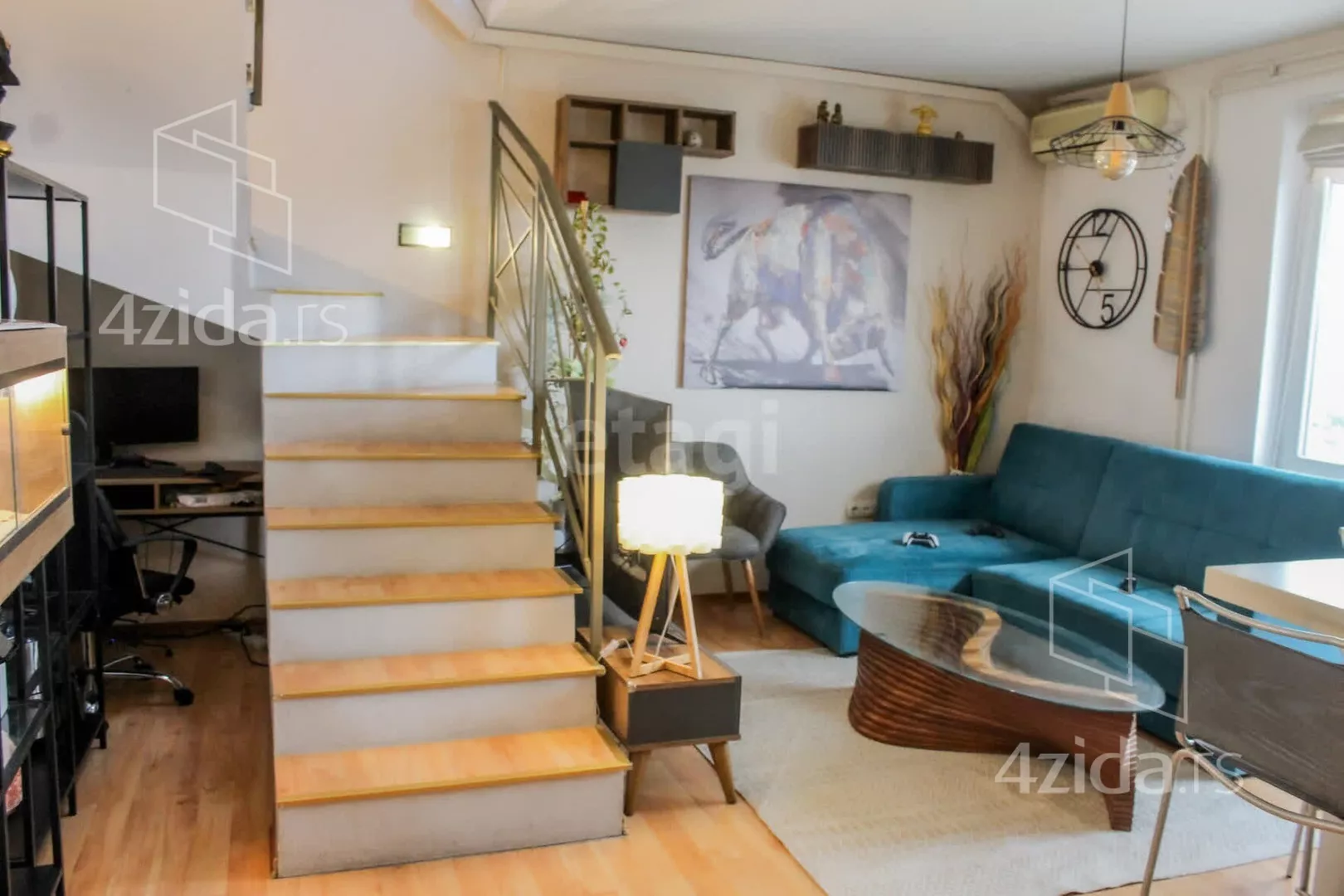 Dvoiposoban stan | 4zida