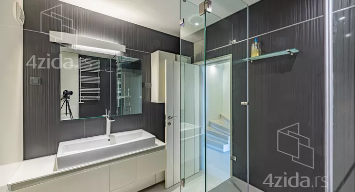 4-etažna kuća | 4zida