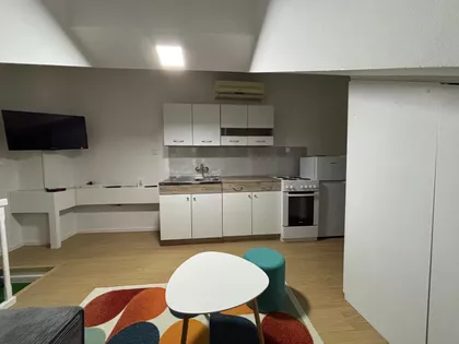 Jovana Subotića 11 | 4zida.rs