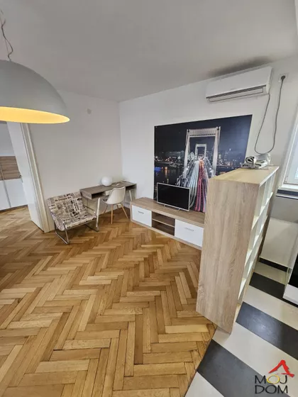 Stari Grad | 4zida.rs