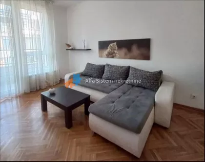 Crveni Krst Vračar | 4zida.rs