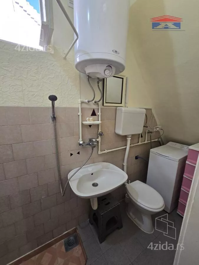 Jednosoban stan | 4zida