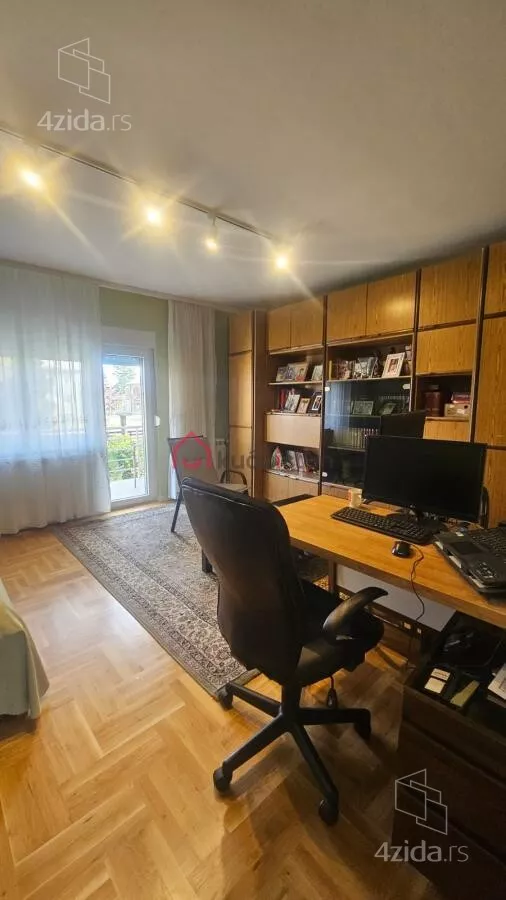 Osmosoban stan | 4zida