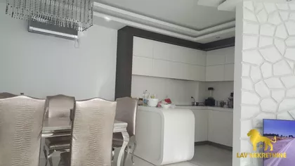 VOJVODE ŠUPLJIKCA | 4zida.rs