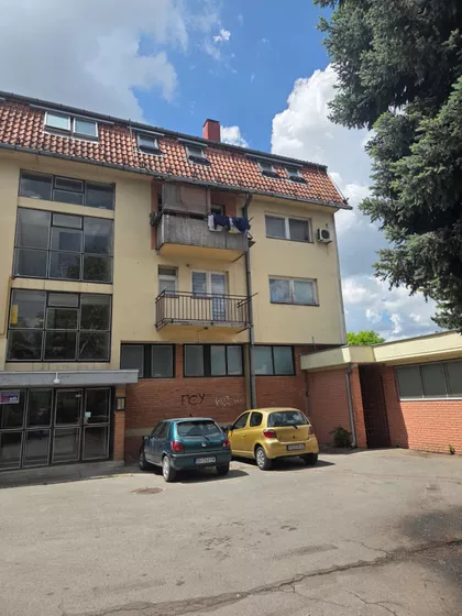 Mali Radanovac | 4zida.rs