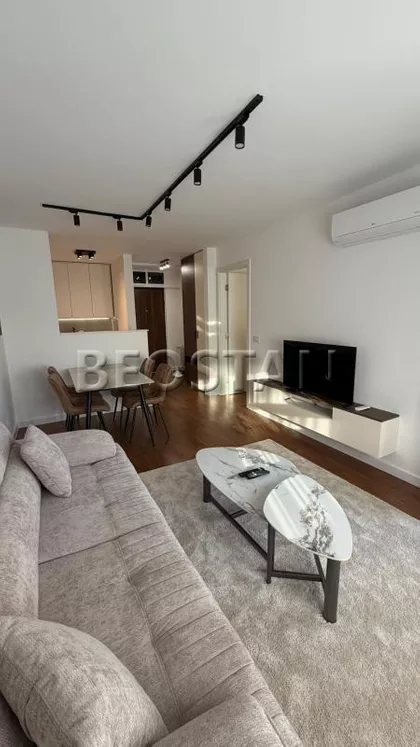 Banatska | 4zida.rs