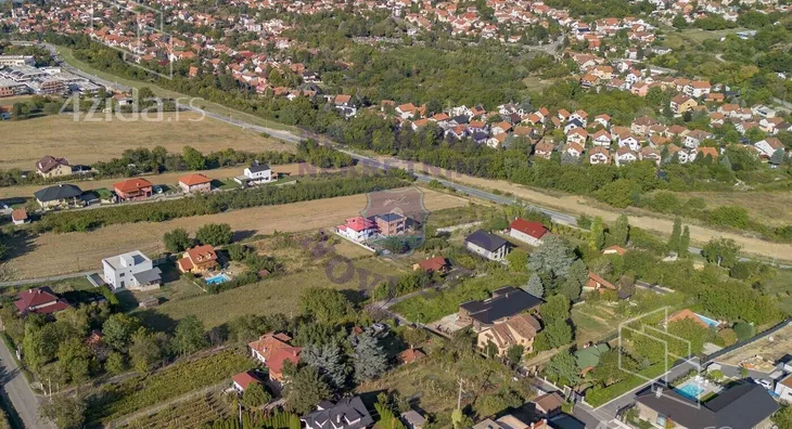 Građevinsko zemljište | 4zida