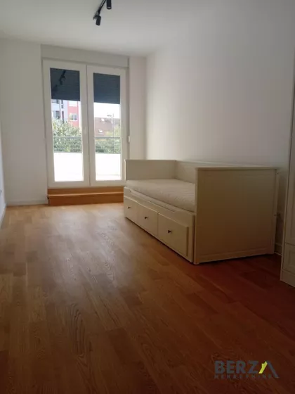 Bulevar Patrijarha Pavla (Somborski Bulevar) | 4zida.rs
