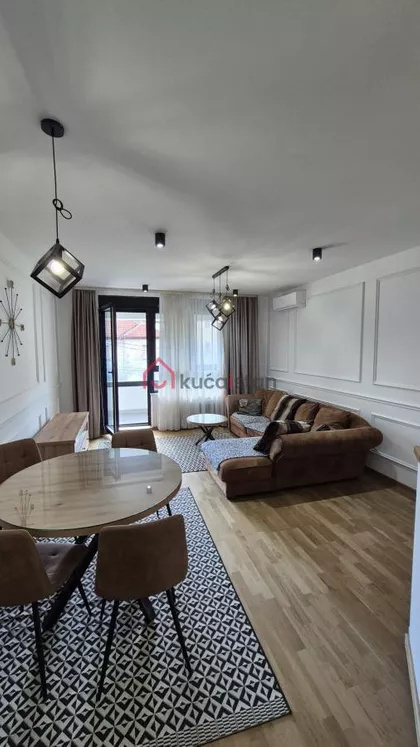 Južni Bulevar | 4zida.rs