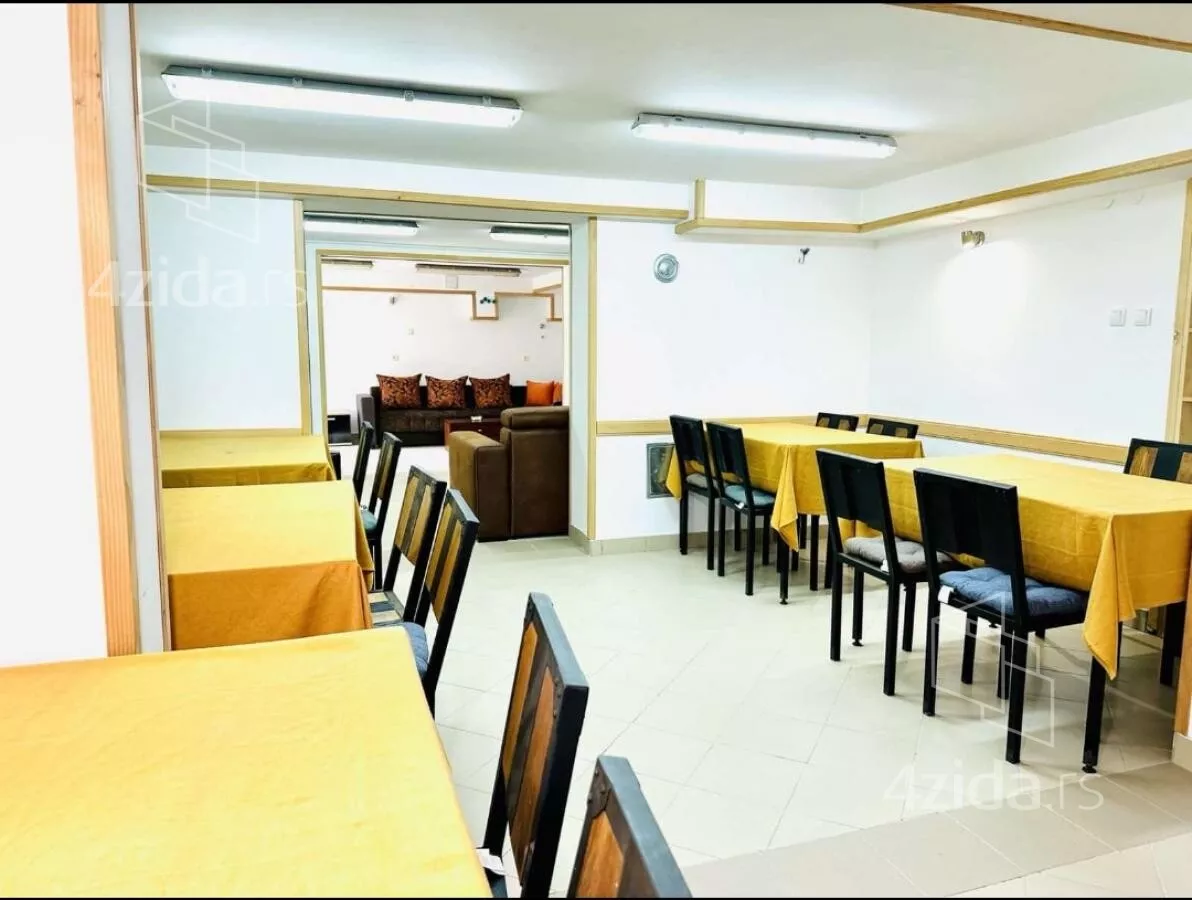 Poslovni prostor | 4zida