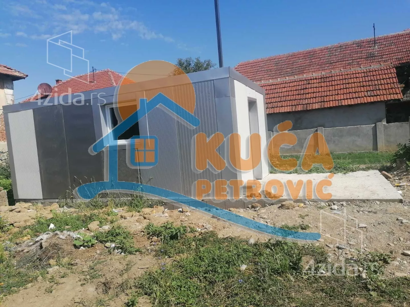 Lokal | 4zida