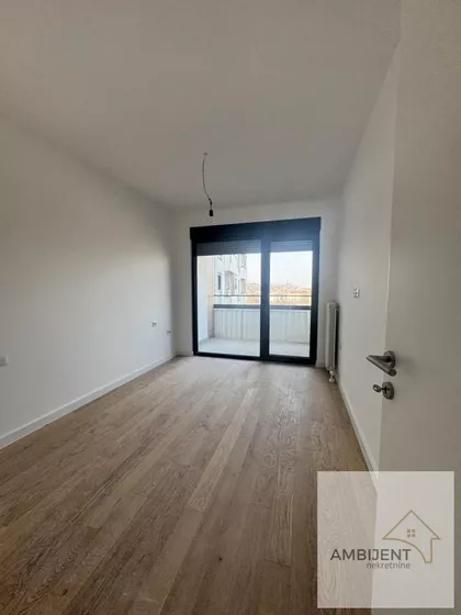 Zelena Avenija | 4zida.rs