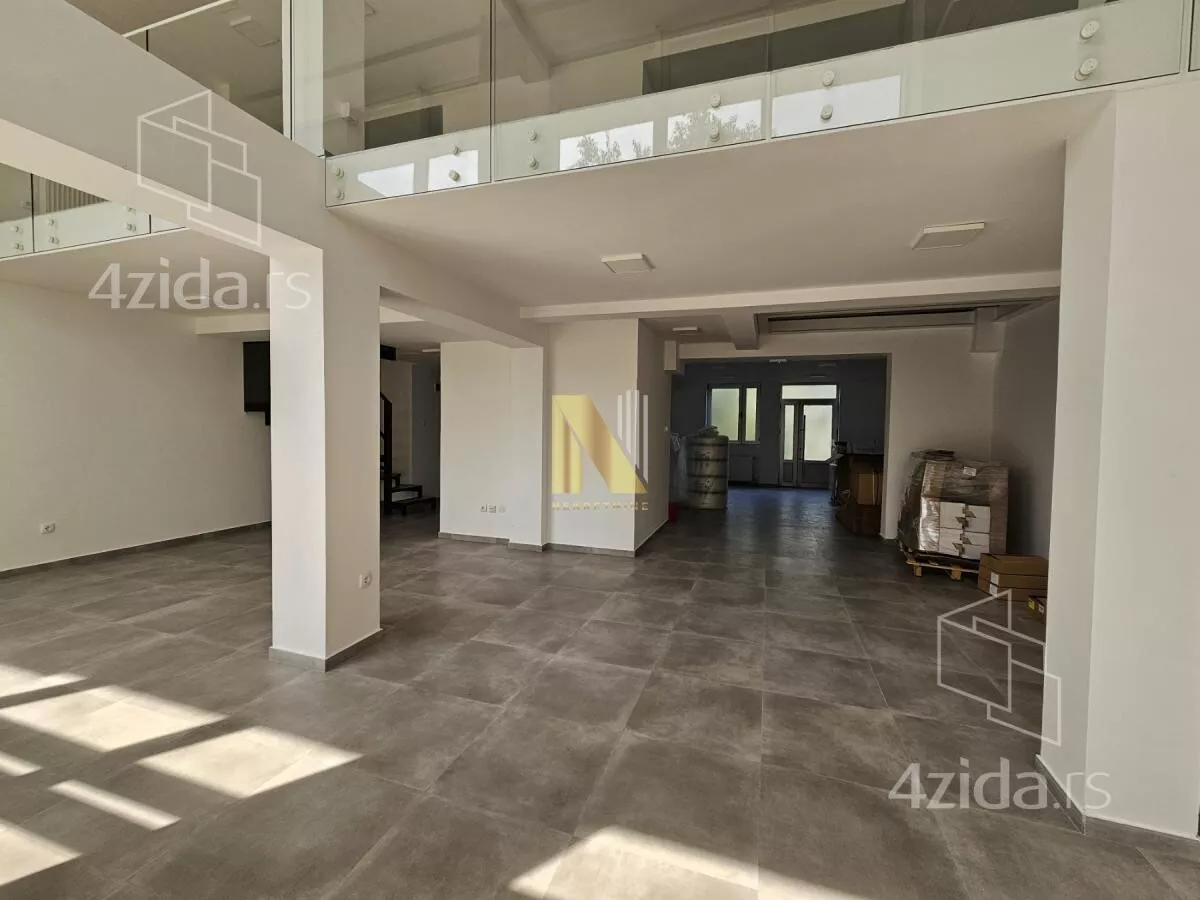 Lokal | 4zida