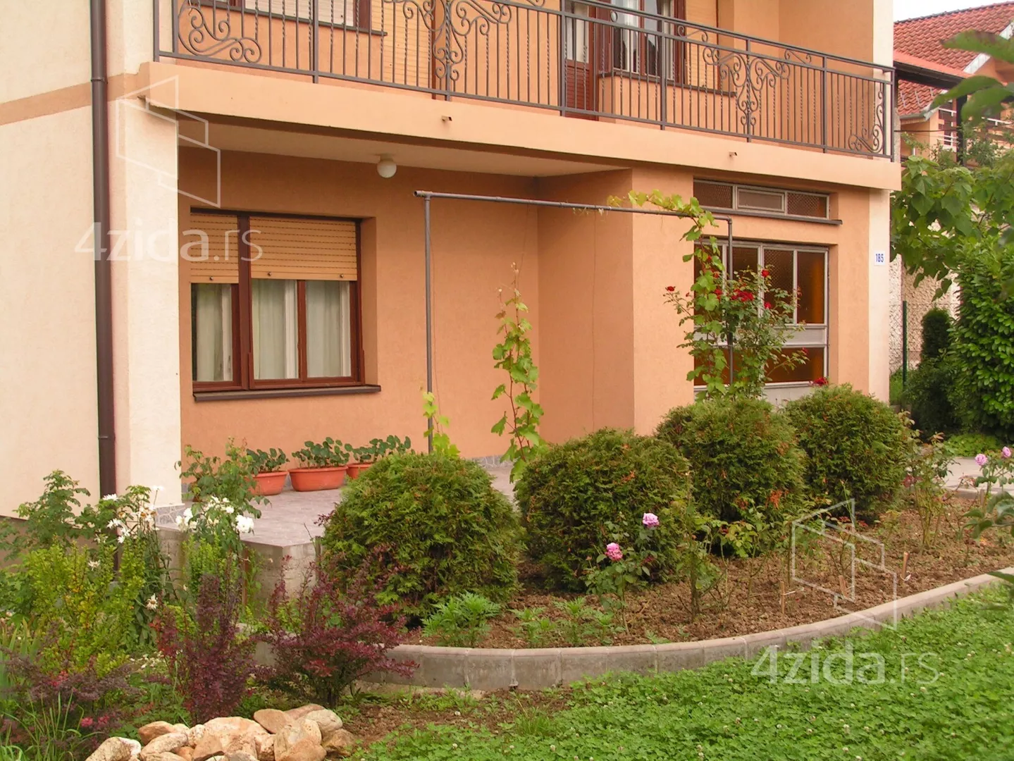 3-etažna kuća | 4zida