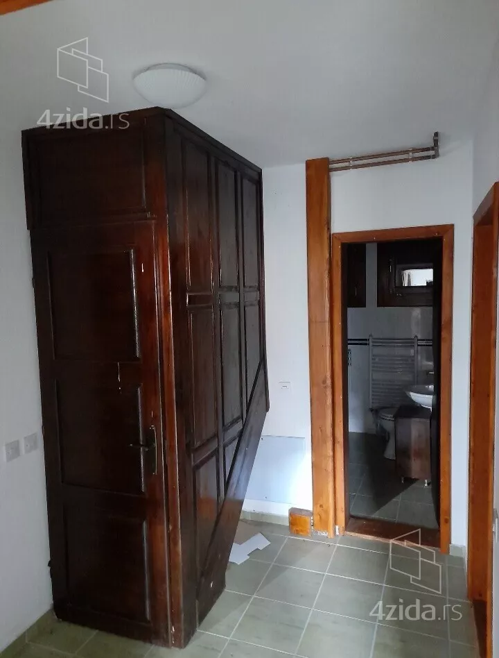 Ugostiteljski objekat | 4zida