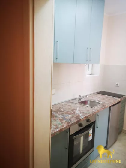 JOVANA SUBOTIĆA | 4zida.rs