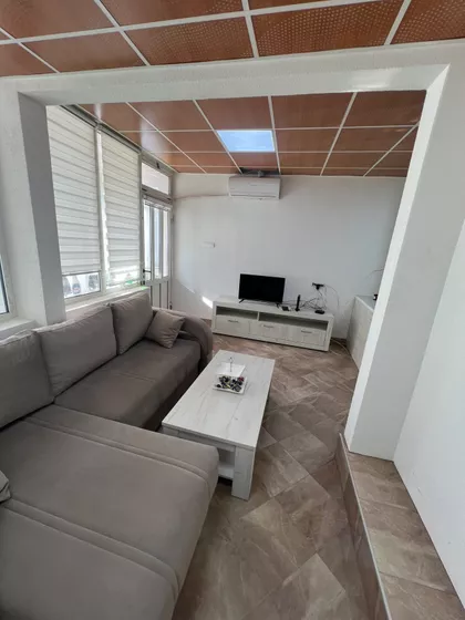 Grada Karare | 4zida.rs