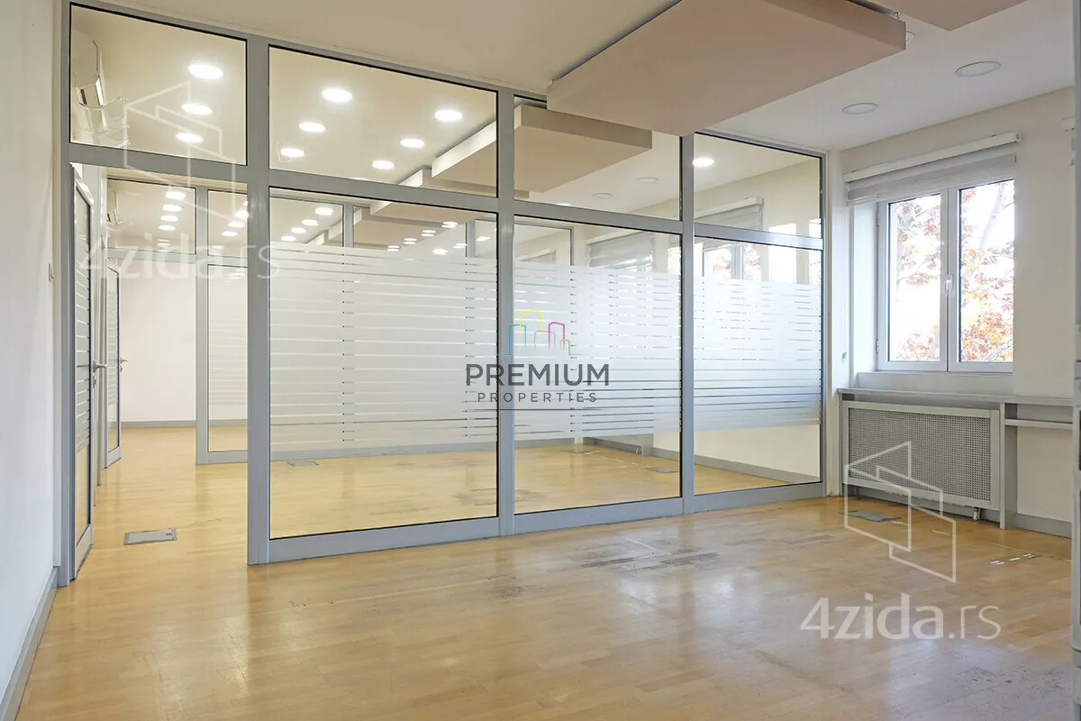 Poslovni prostor | 4zida