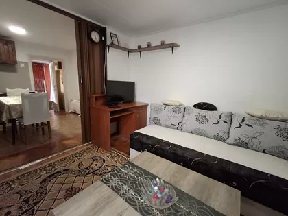 KARABURMA-KOD CRKVE | 4zida.rs