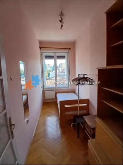 Vukov Spomenik | 4zida.rs