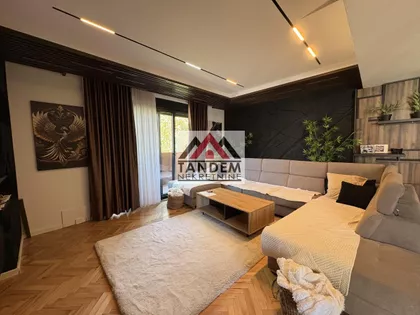 Квартира на продажу · 131 m² · Centar, Medijana, Gradske lokacije, Niš